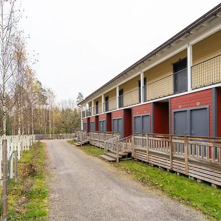 アパート Hiisi Homes Sipoo *